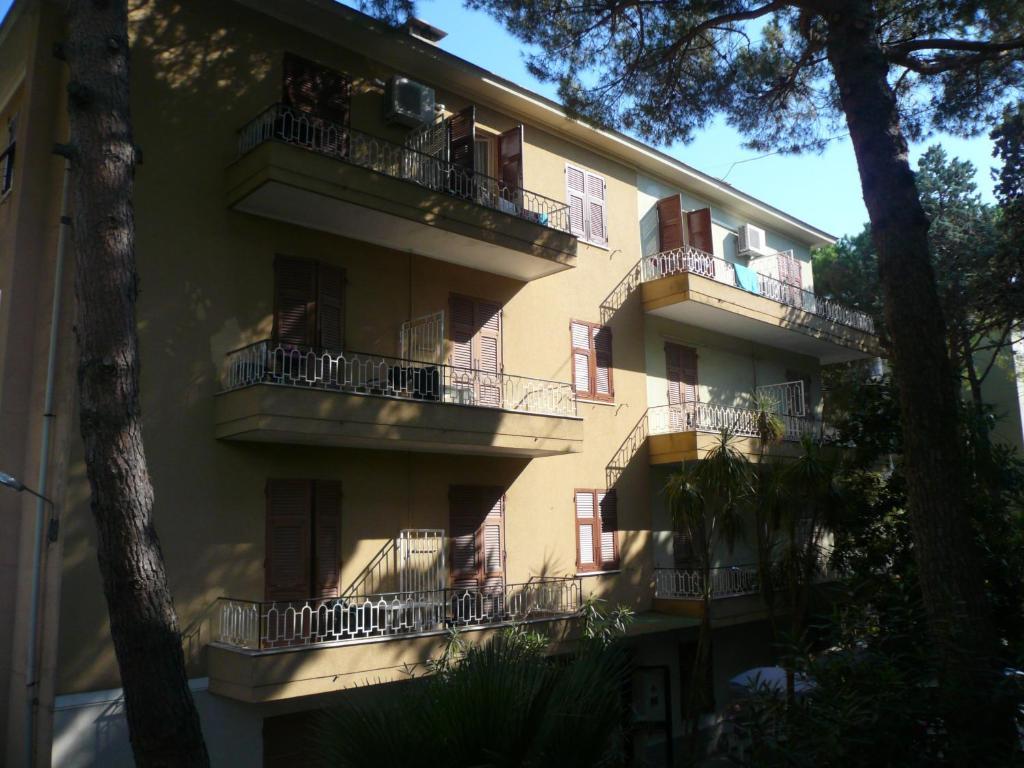 Hotel Arco Del Sole ラヴァーニャ エクステリア 写真